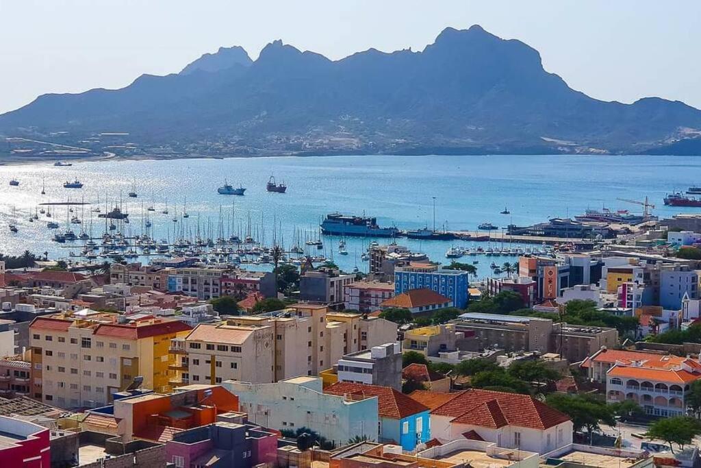 Lovely Apartment In Mindelo City Center Kültér fotó