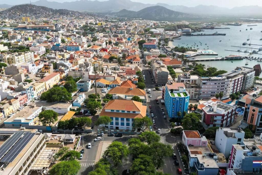 Lovely Apartment In Mindelo City Center Kültér fotó